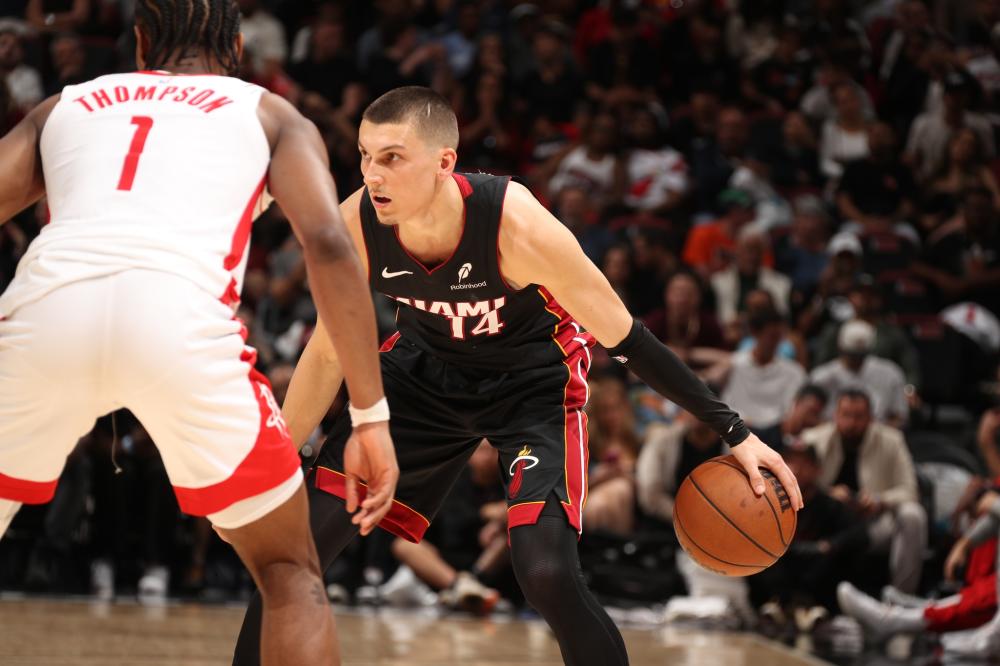 疑是决定其 疑是决定其